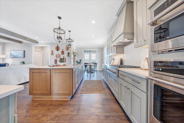 AF1QipMUdor_HdsfK50SVcKZVlgYFrLiKpR-56CKyHrOw800-h500-k-nojpg